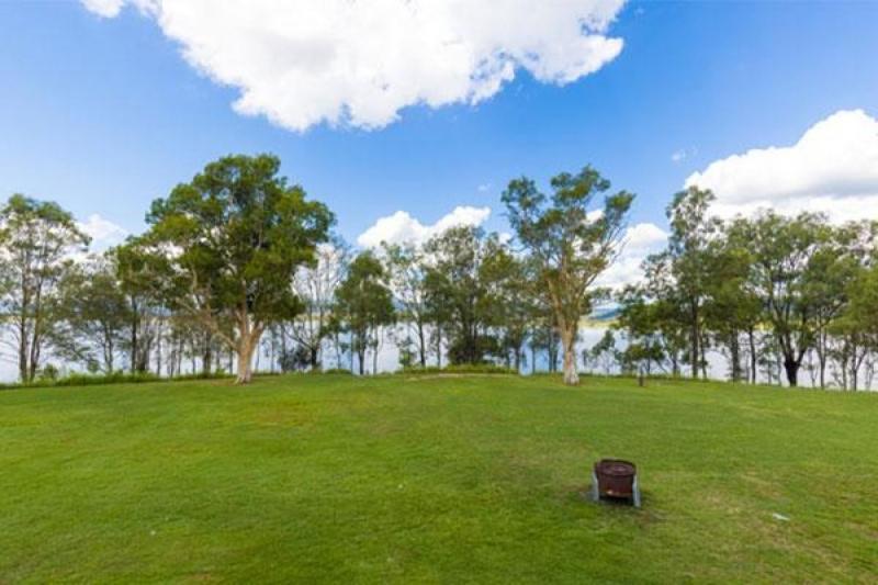 Nrma Lake Somerset Holiday Park Kilcoy Exterior photo