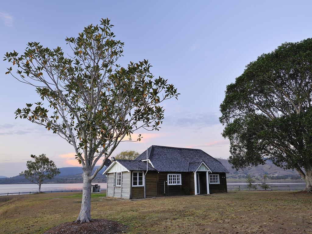 Nrma Lake Somerset Holiday Park Kilcoy Exterior photo